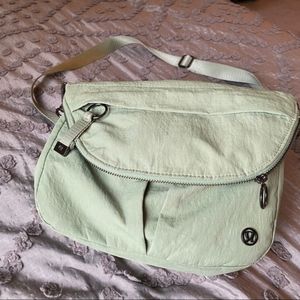 LULULEMON ALL NIGHT FESTIVAL BAG *5L